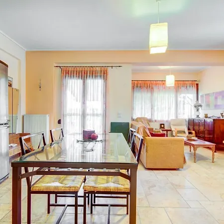 Villa Luna With Private Garden, Netflix & Cable Tv * Paliouri