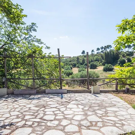 Villa Luna With Private Garden, Netflix & Cable Tv Holiday home Paliouri